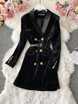 2023 Žena Black Velvet Výkopu Dvojité Breasted Módy Pásu Klope Oblečenie Na Jeseň Zimné Dámske Elegantné Slim Vintage Kabát Obrázok