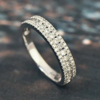2023 Jednoduchý a Klasický Svadobný Zásnubné Prstene pre Ženy, Luxusné Vykladané Trblietavými Zirkónmi Večnosti Milujú Šperky 2023 Obrázok